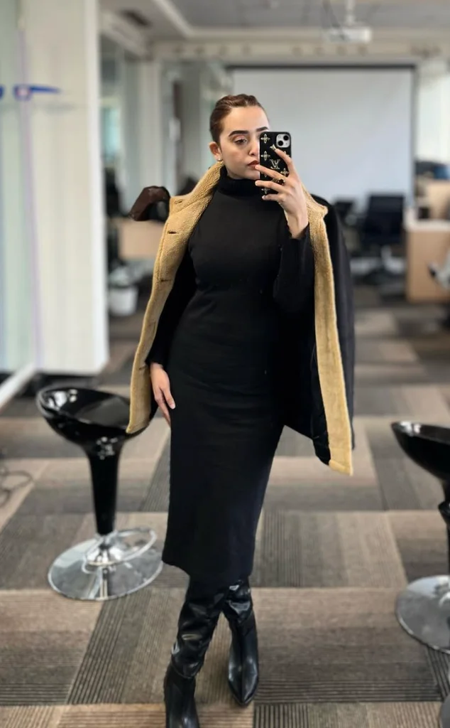 Turtleneck Dress with Shearling Coat for a Sophisticated Dinner — Winter Dinner Outfits