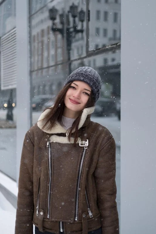 Aviator Jacket with Shearling Collar for a Rugged Appeal Aviator Jacket with Shearling Collar for a Rugged Appeal β Winter College Outfits