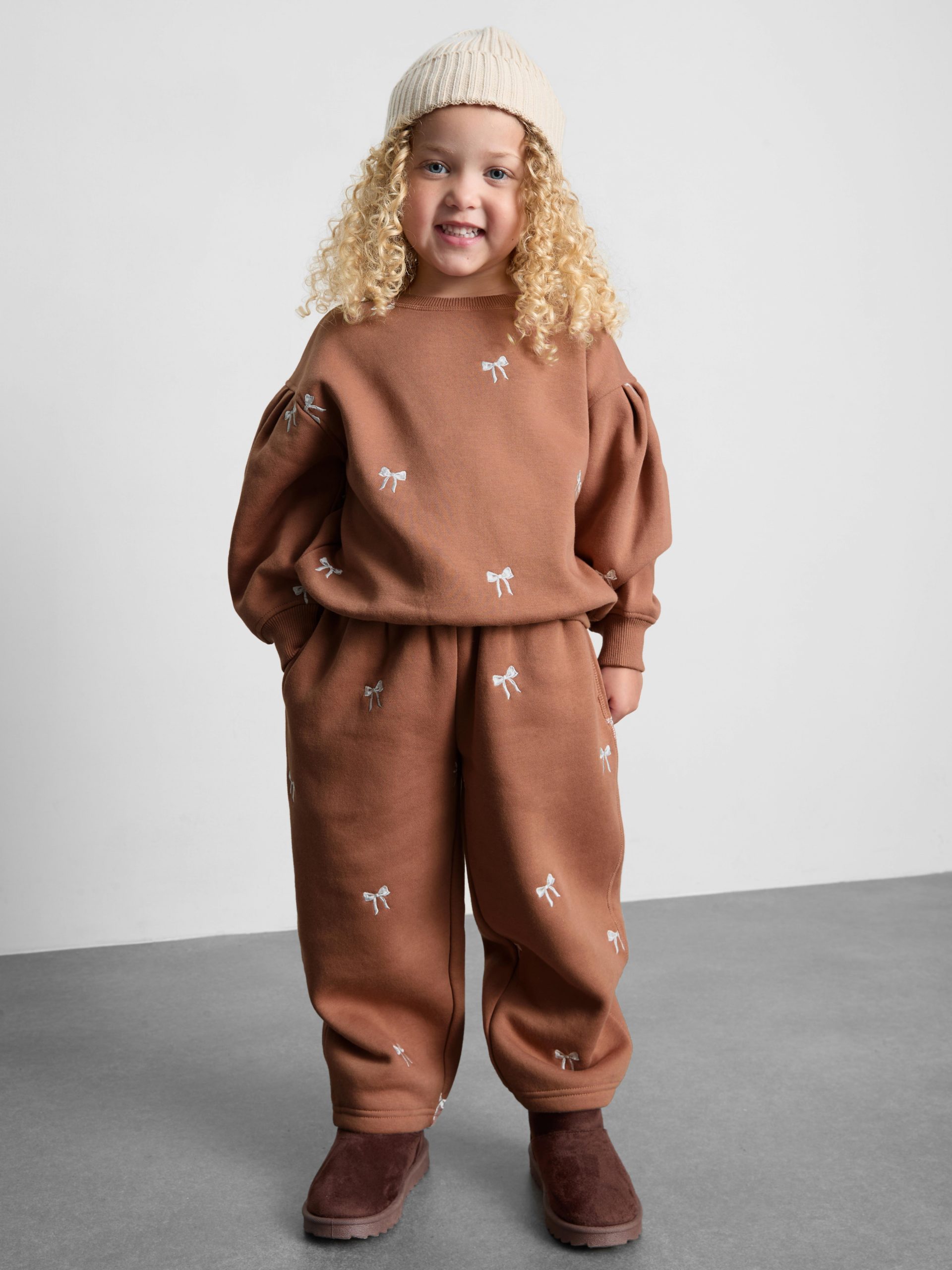 Embroidered Bow Pattern Fleece Set for Cozy Days Embroidered Bow Pattern Fleece Set for Cozy Days β Winter Outfits for Kids