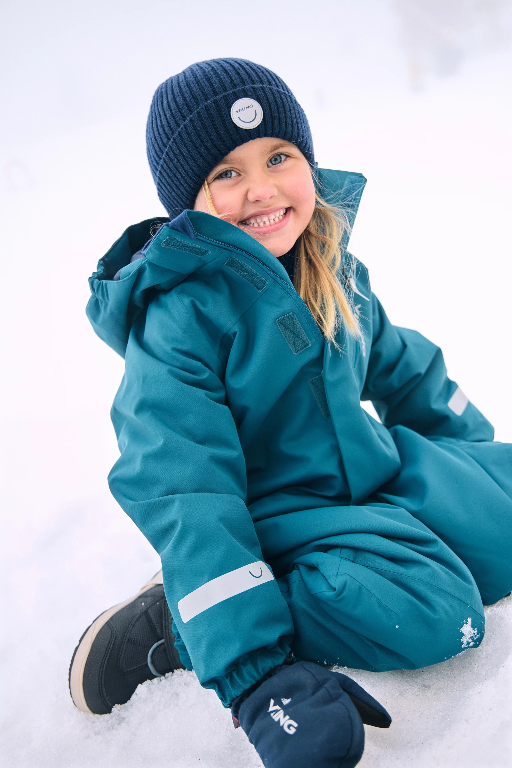 Teal Snowsuit for Stylish Outdoor Play Teal Snowsuit for Stylish Outdoor Play β Winter Outfits for Kids