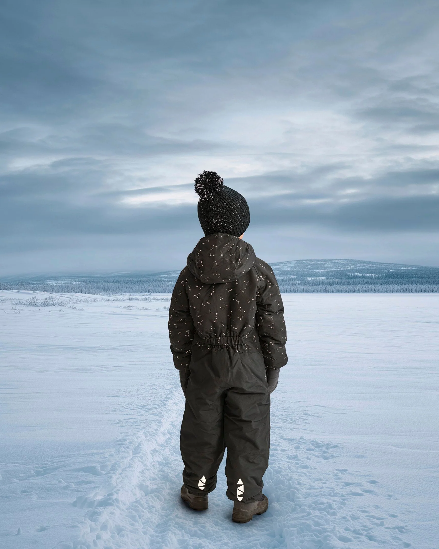 Patterned Snowsuit for an Adventurous Winter Look Patterned Snowsuit for an Adventurous Winter Look β Winter Outfits for Kids