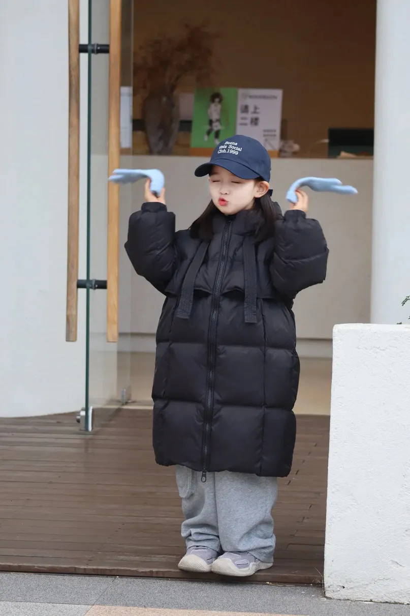 Long Puffer Coat for Chic Cold-Weather Style Long Puffer Coat for Chic Cold-Weather Style β Winter Outfits for Kids