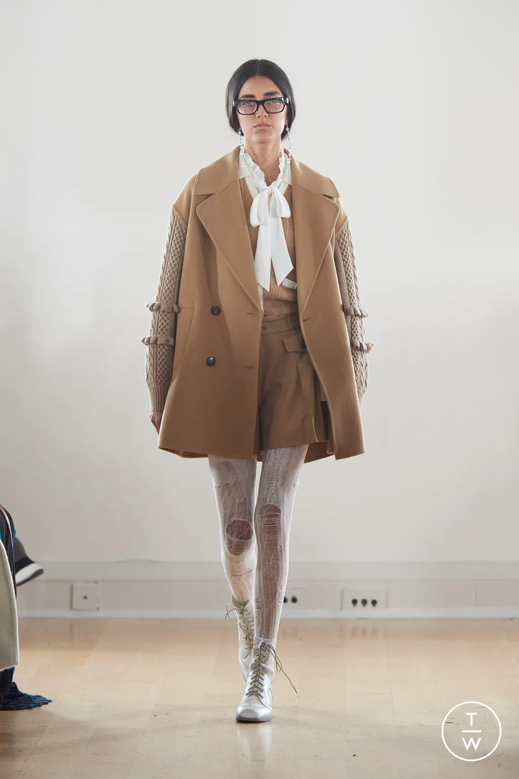Camel Coat, Cable-Knit, and Shorts with Lace Tights Camel Coat, Cable-Knit, and Shorts with Lace Tights β Preppy Winter Outfits