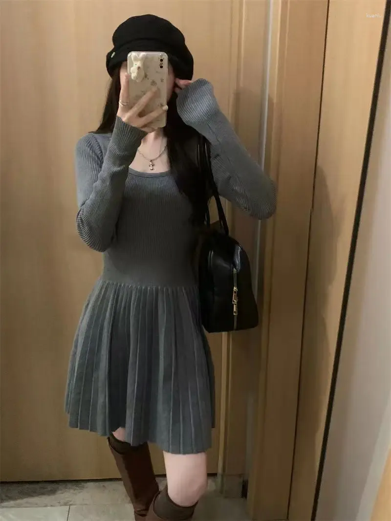 Robes décontractées pour femmes – Mini robe tricotée à la mode coréenne à manches longues – Tenues d'hiver esthétiques Harajuku Academia