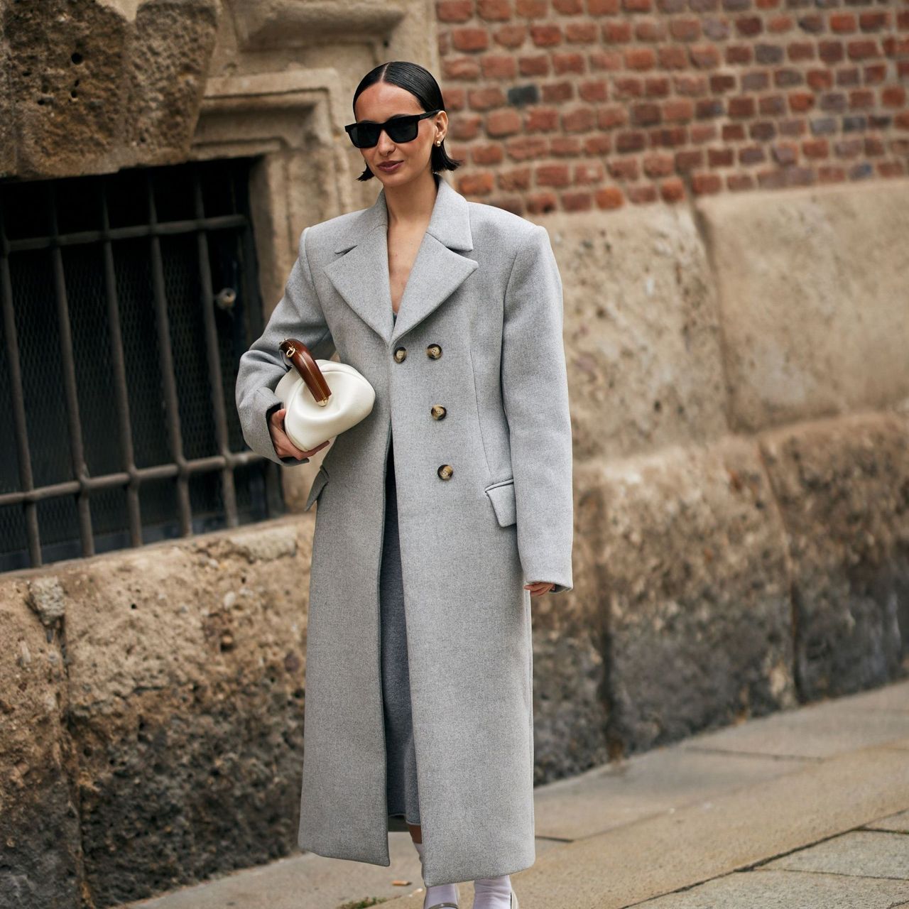 Smart Casual Double-Breasted Grey Coat Smart Casual Double-Breasted Grey Coat β Winter Coats for Women