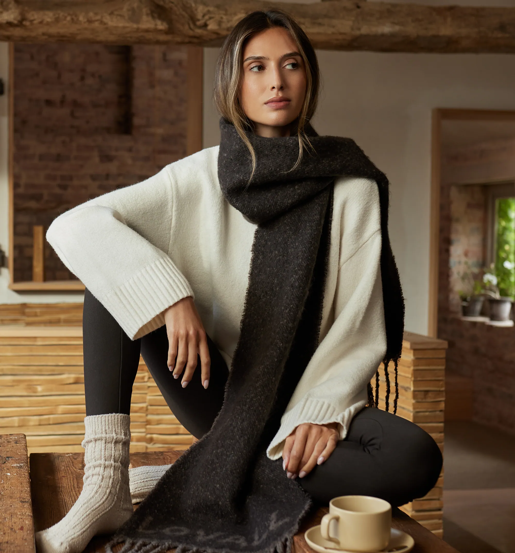 Chunky Knit Comfort: Oversized Sweater and Leggings — Winter Layering Outfits