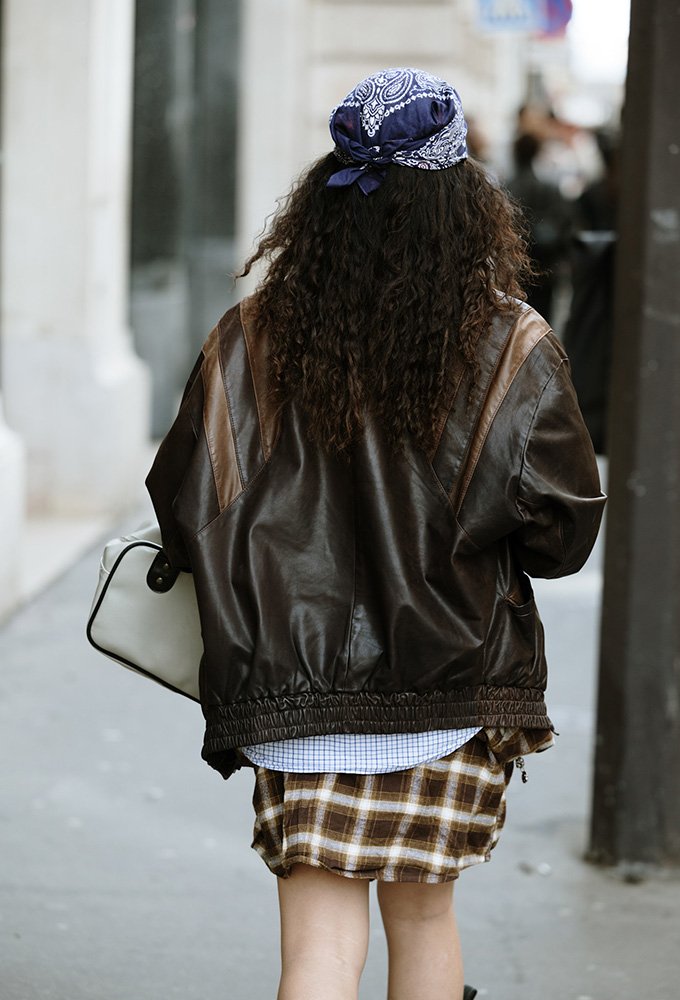 White Denim Jacket with Leather Collar over Midi Skirt White Denim Jacket with Leather Collar over Midi Skirt β Paris Winter Outfits