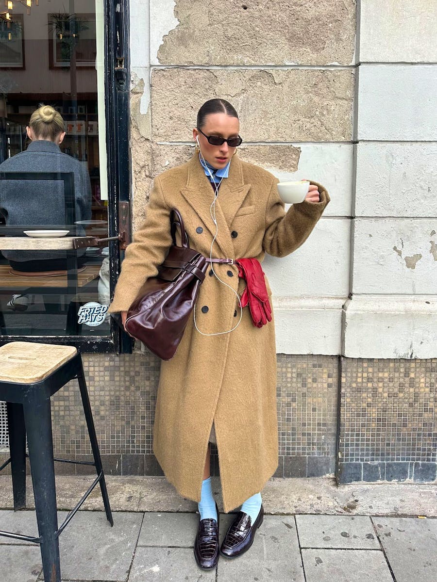 Camel Wrap Coat with Red Gloves for a Stylish Everyday Look — Winter Outfits for Warm Weather