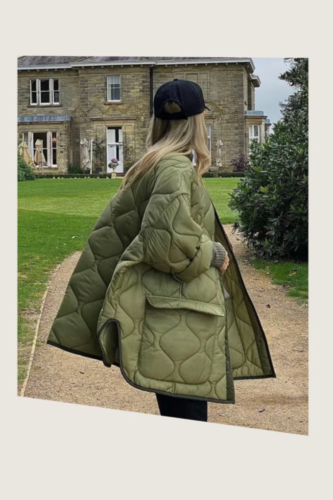 Casual Olive Puffer with Knit and Baseball Cap Casual Olive Puffer with Knit and Baseball Cap β Long Puffer Coat Outfits