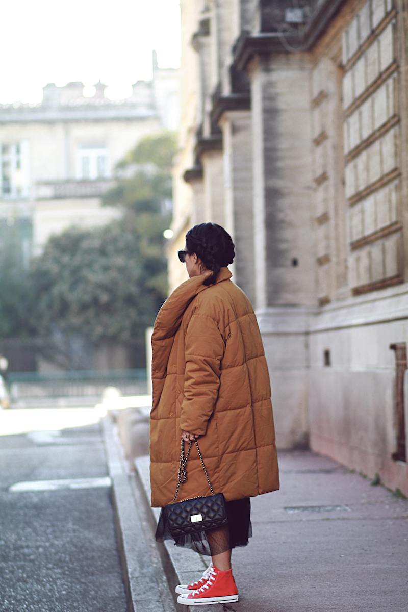 Unexpected Mix: Brown Puffer with Tulle Skirt and Sneakers Unexpected Mix: Brown Puffer with Tulle Skirt and Sneakers β Long Puffer Coat Outfits