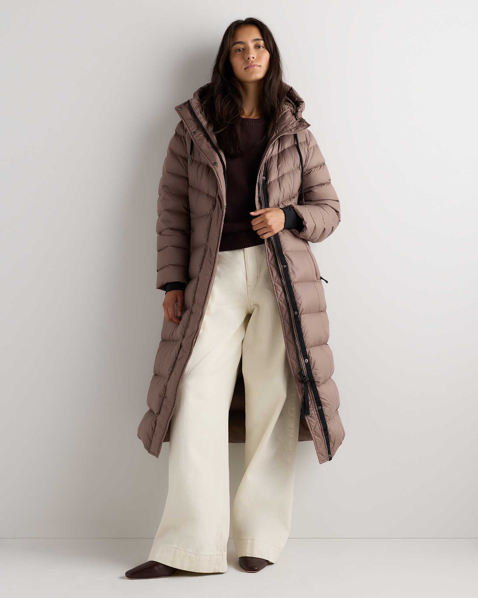 Sophisticated Taupe Puffer with Wide-Leg Trousers Sophisticated Taupe Puffer with Wide-Leg Trousers β Long Puffer Coat Outfits