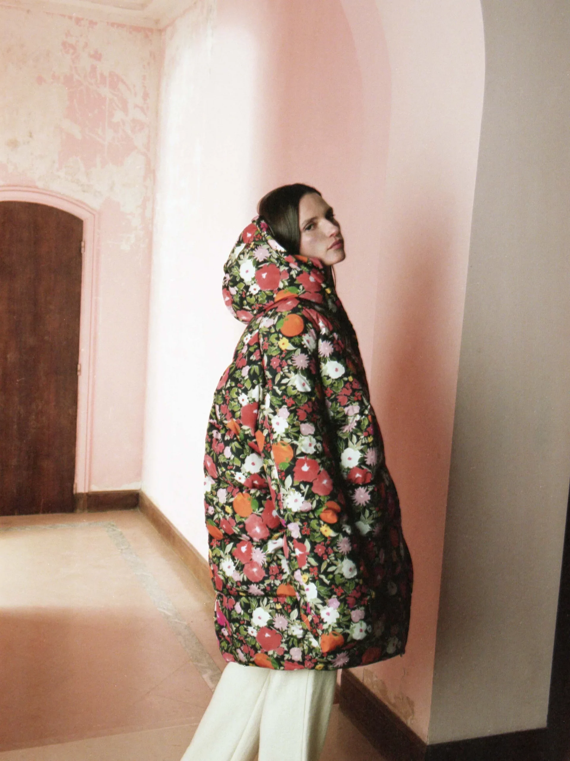 Statement Floral Puffer with Cream Trousers Statement Floral Puffer with Cream Trousers β Long Puffer Coat Outfits