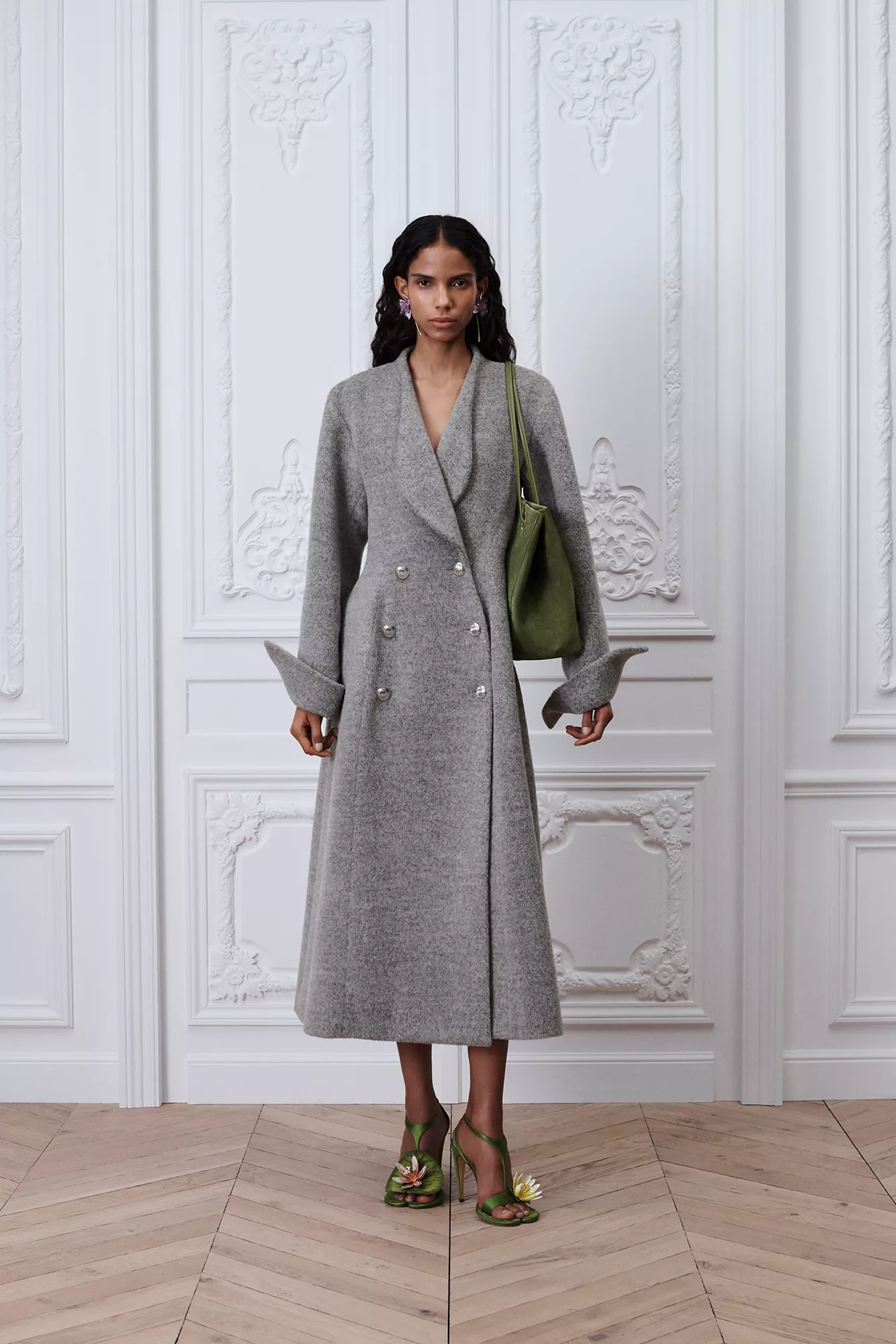 Light Grey Wool Coat with Statement Green Accessories — Wool Coat Outfits