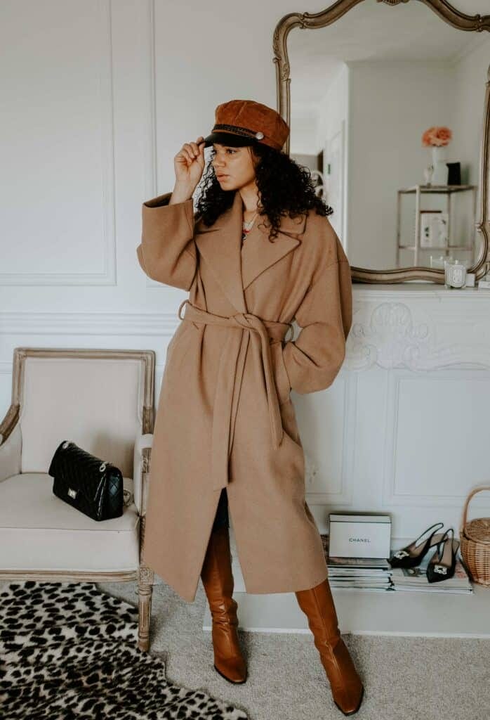 Oversized Camel Wrap Coat with Baker Boy Hat Oversized Camel Wrap Coat with Baker Boy Hat β Camel Coat Outfits