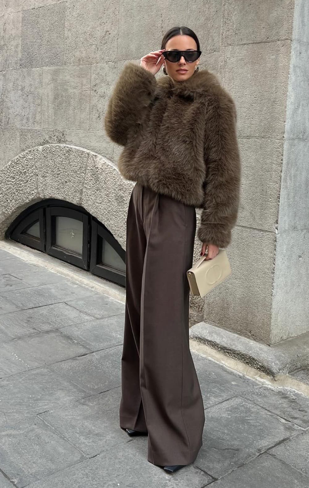 Brown Cropped Faux Fur Jacket with Wide-Leg Trousers Brown Cropped Faux Fur Jacket with Wide-Leg Trousers โ Faux Fur Coat Outfits