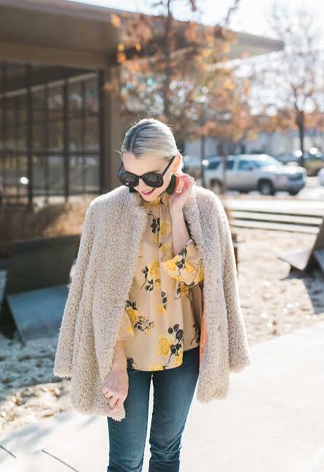 Casual Cream Teddy Coat with Jeans and Floral Blouse — Teddy Coat Outfits