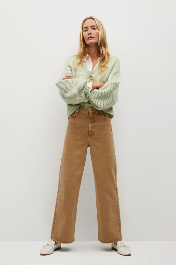 Light Green Balloon Sleeve Cardigan with Tan Trousers Light Green Balloon Sleeve Cardigan with Tan Trousers โ Cardigan Outfits