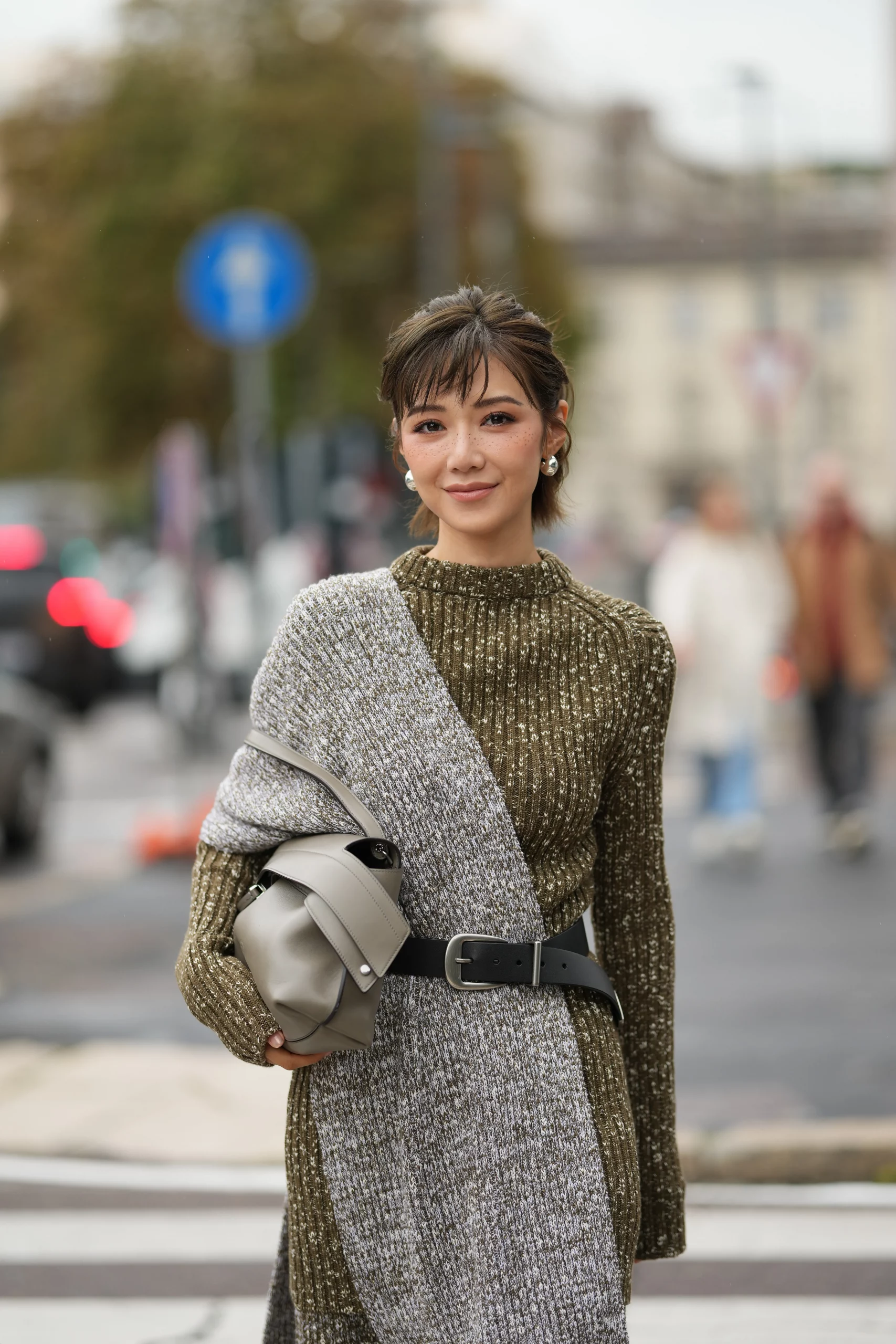 Olive Green Textured Sweater Dress with Scarf and Belt Olive Green Textured Sweater Dress with Scarf and Belt โ Sweater Dress Outfits