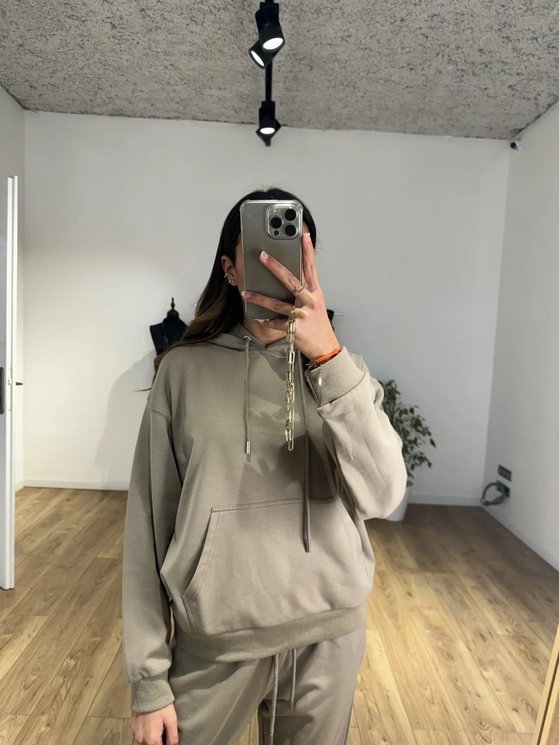 Oversized Beige Hoodie with Classic Blue Jeans Oversized Beige Hoodie with Classic Blue Jeans โ Hoodie Outfits