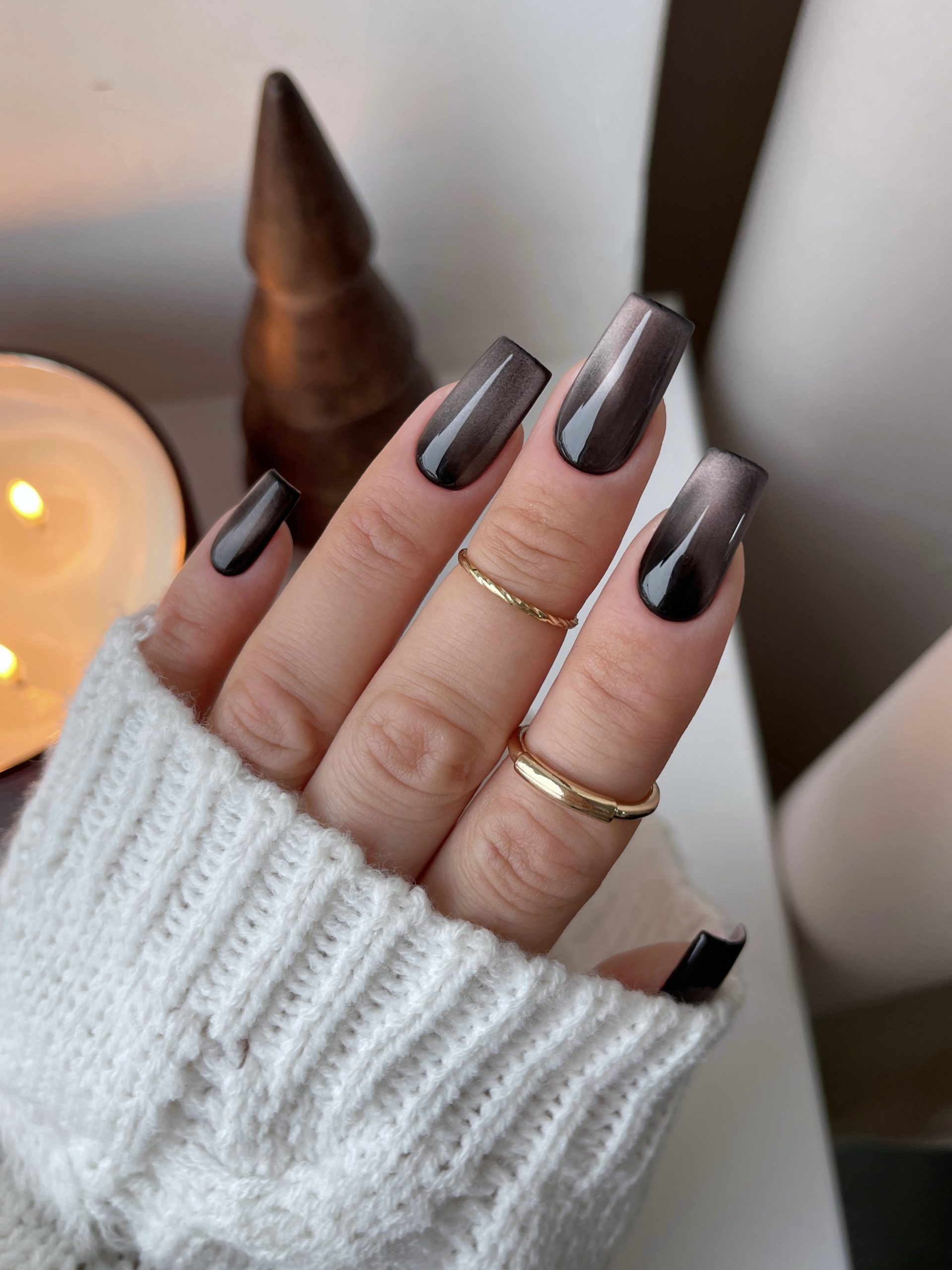Dramatic Grey Black Cat-Eye Gradient Nails Dramatic Grey Black Cat-Eye Gradient Nails โ Winter Nail Colors for Women Over 40