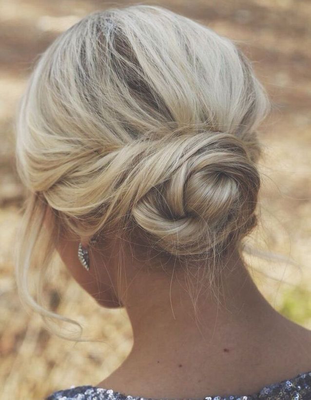 Elegant Wavy Ash Blonde Low Bun Elegant Wavy Ash Blonde Low Bun β Winter Hairstyles for Work