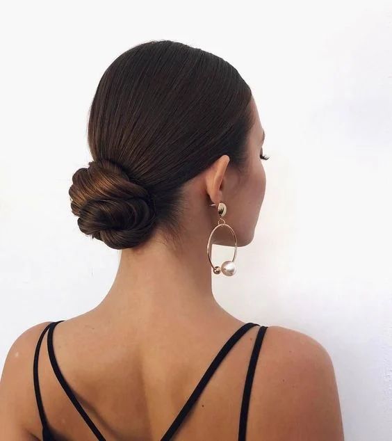 Dark Brown Sleek Low Bun Dark Brown Sleek Low Bun β Winter Updos