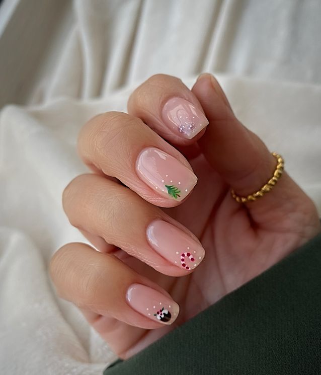 Playful Christmas Panda Tree Short Nails Playful Christmas Panda Tree Short Nails β Minimalist Christmas Nails 2026