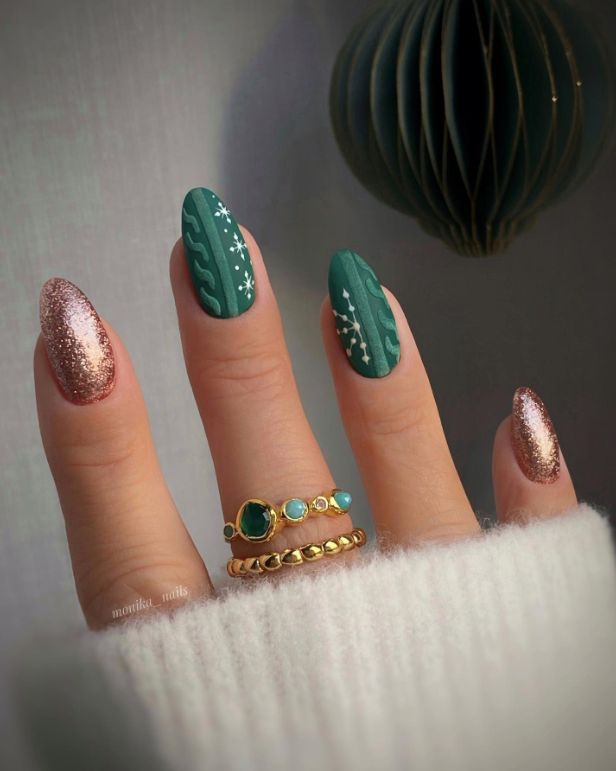 Matte Green Cable Knit Snowflake Nails Matte Green Cable Knit Snowflake Nails β Green Christmas Nails 2026