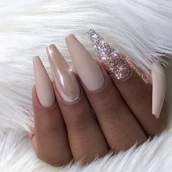 Long Coffin Shape Visual Idea — Christmas Nails for Dark Skin 2026