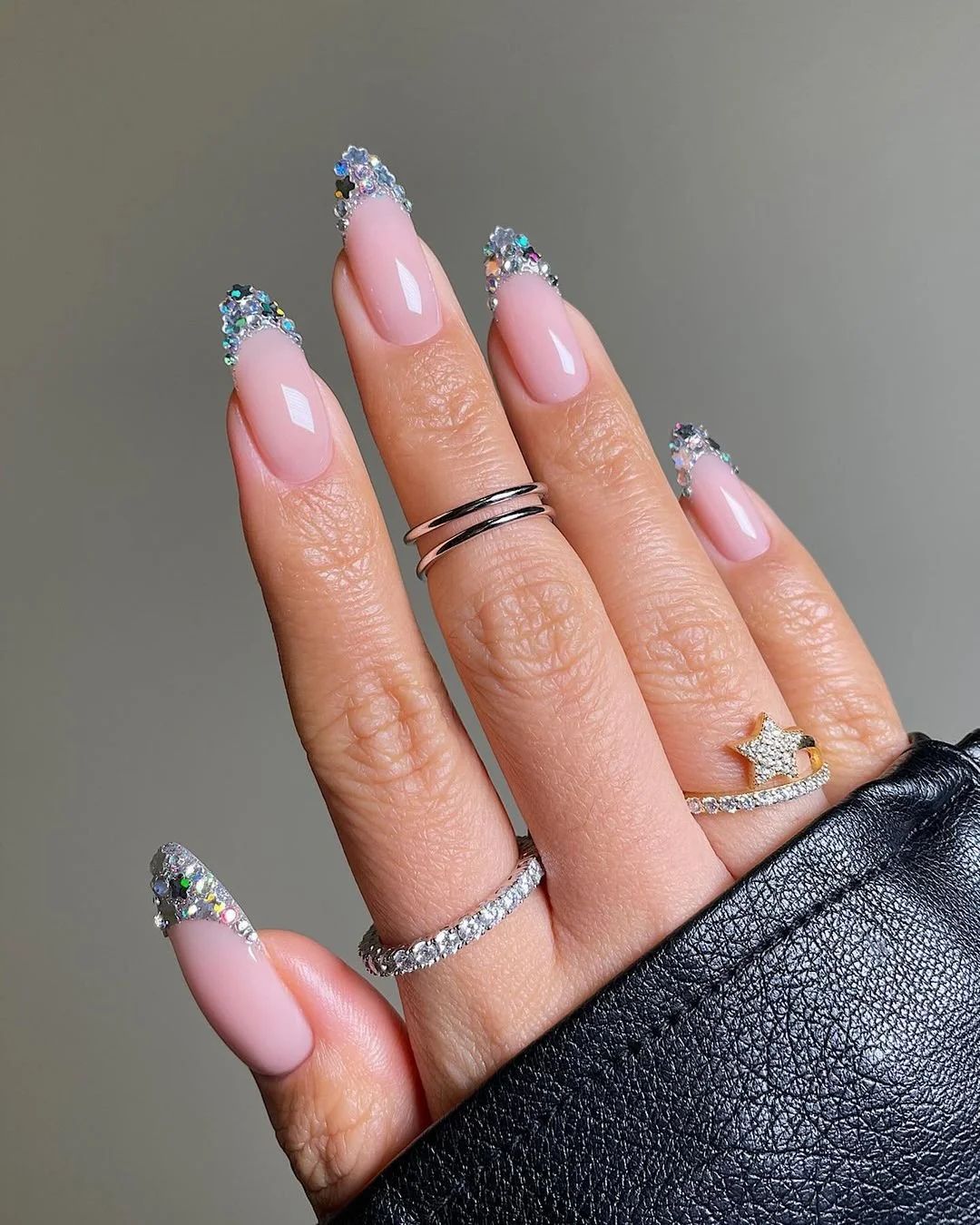 Minimalist Gold Line Nude Almond Nails Minimalist Gold Line Nude Almond Nails β New Years Nail Designs 2027