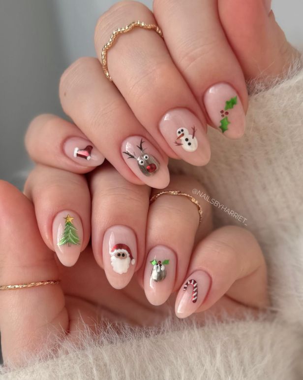 Short Oval Christmas Character Nails — Cute Christmas Nails 2026