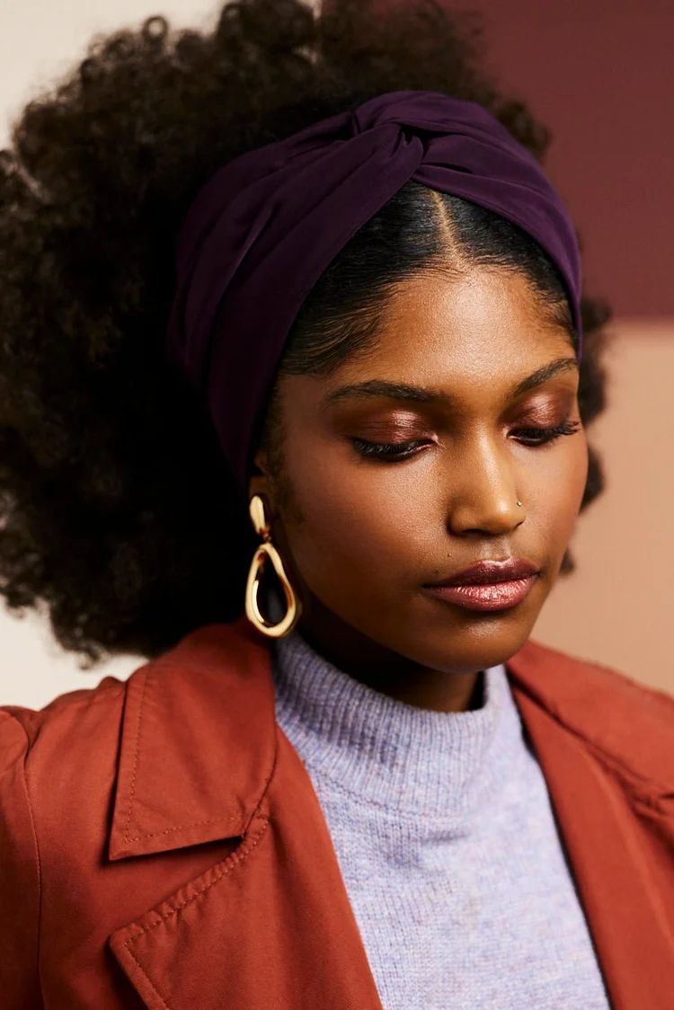 Natural Texture Visual Idea — Winter Hairstyles with Headband