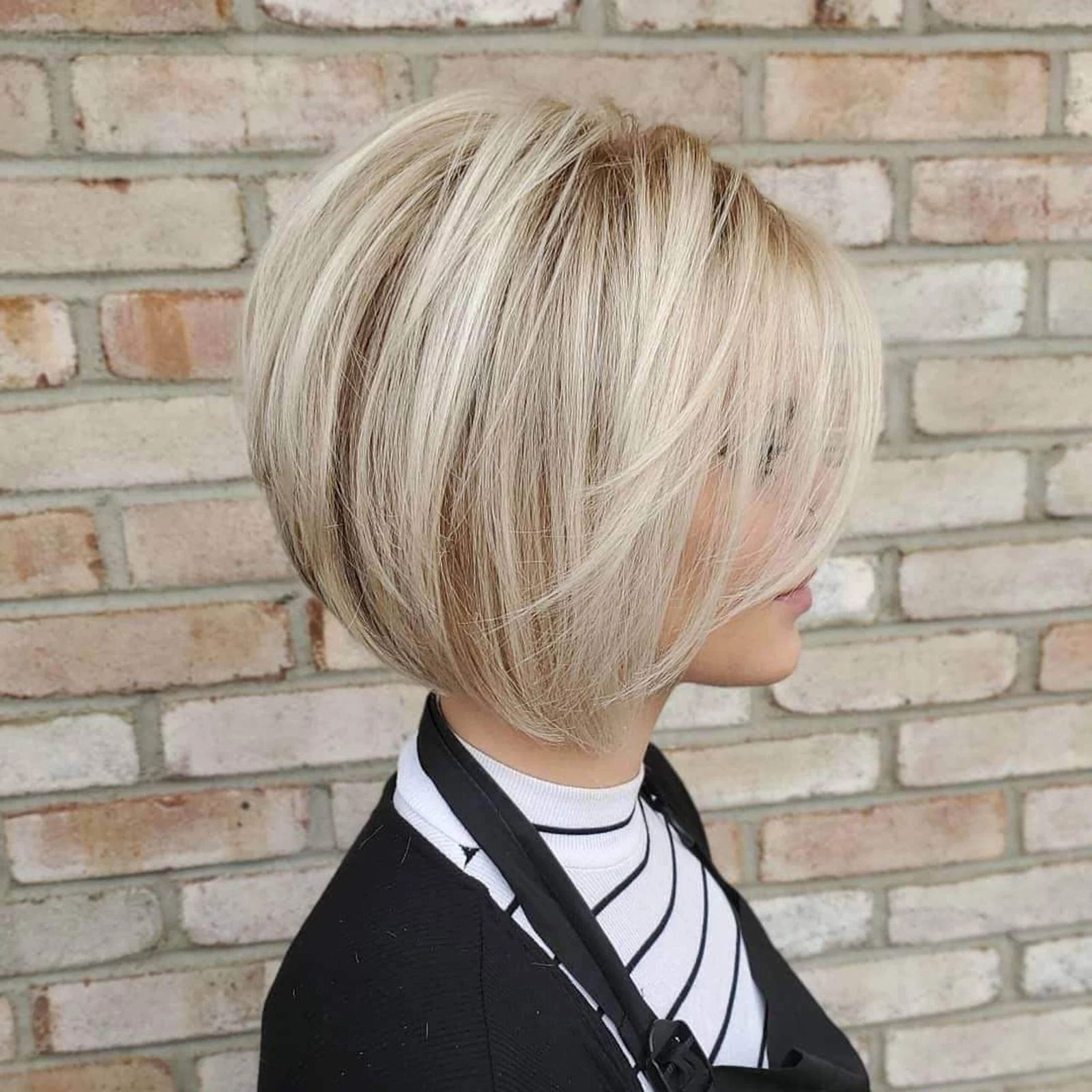 Ash Blonde Chin-Length Inverted Bob — Winter Hairstyles for Thick Hair