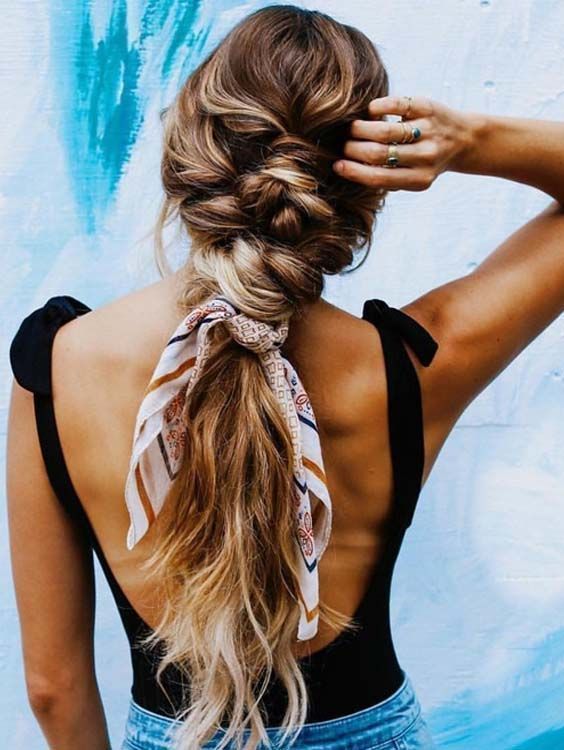 Visual Idea — Winter Hairstyles with Scarf