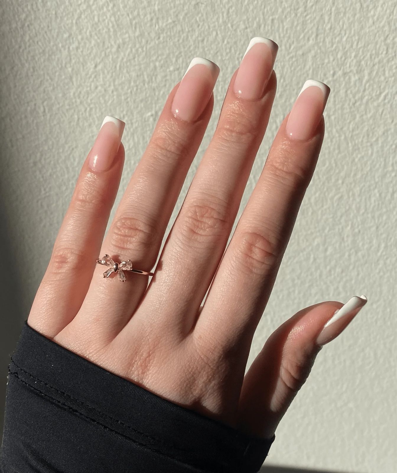 Salon-Quality French Ombre Medium Coffin Nails Salon-Quality French Ombre Medium Coffin Nails β Short Winter Coffin Nails