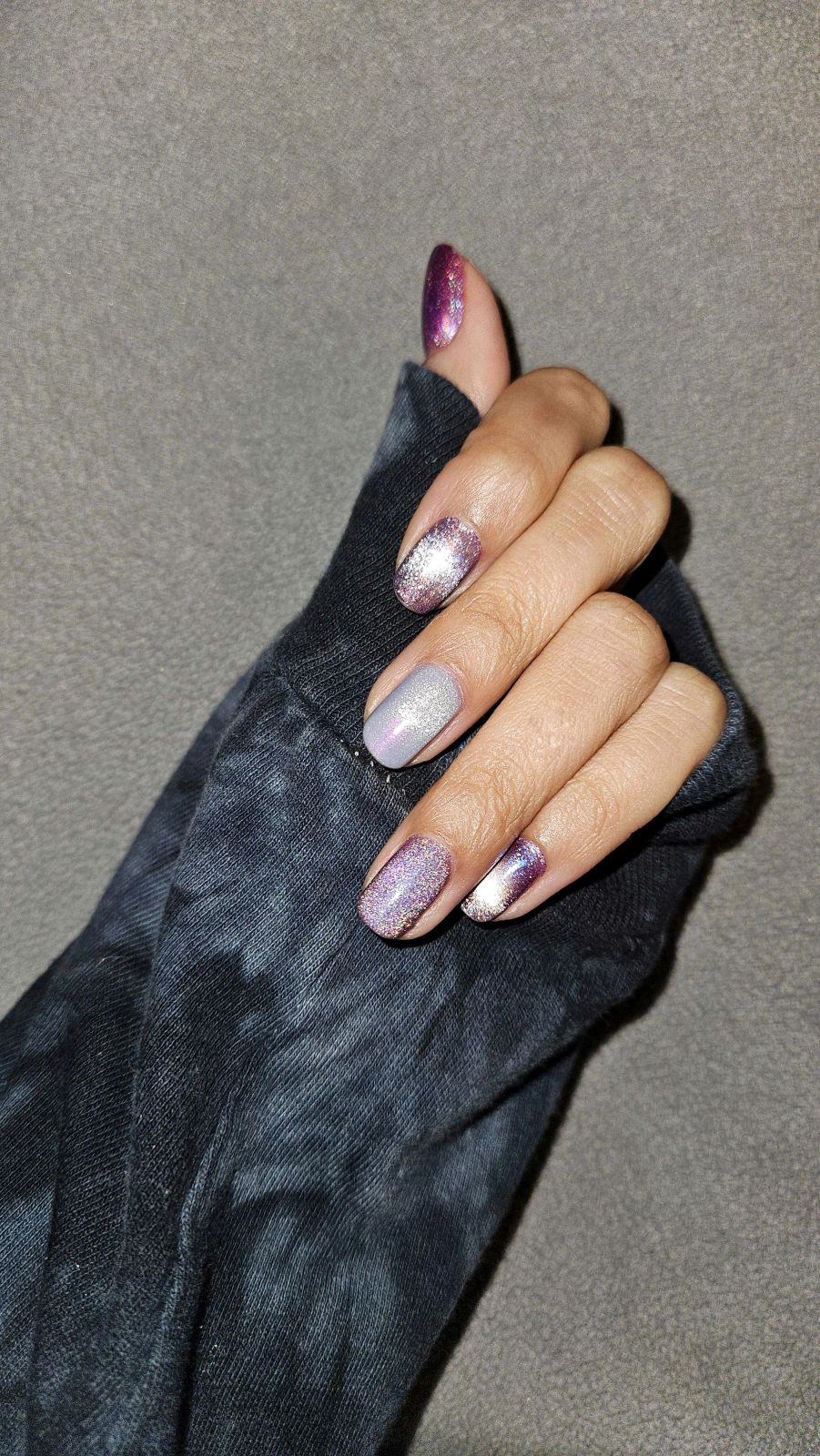 Visual Idea — Winter Nail Colors for Brown Skin