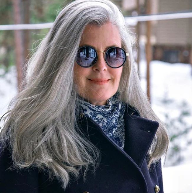 3 Ways to Wear Gray Hair Over 40 - Long or Short Hairstyles