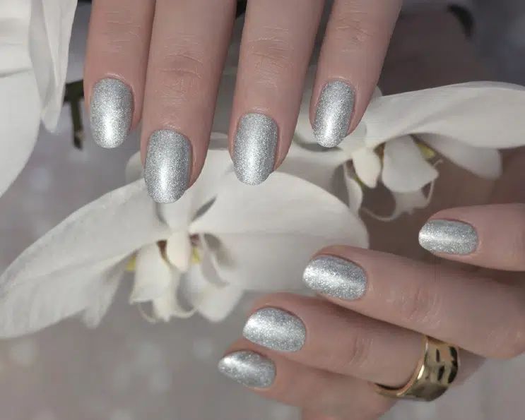 Glitter Glossy Visual Idea Glitter Glossy Visual Idea β Winter Work Nails