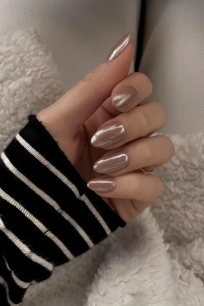 Chrome Shimmer Visual Idea Chrome Shimmer Visual Idea β Winter Work Nails
