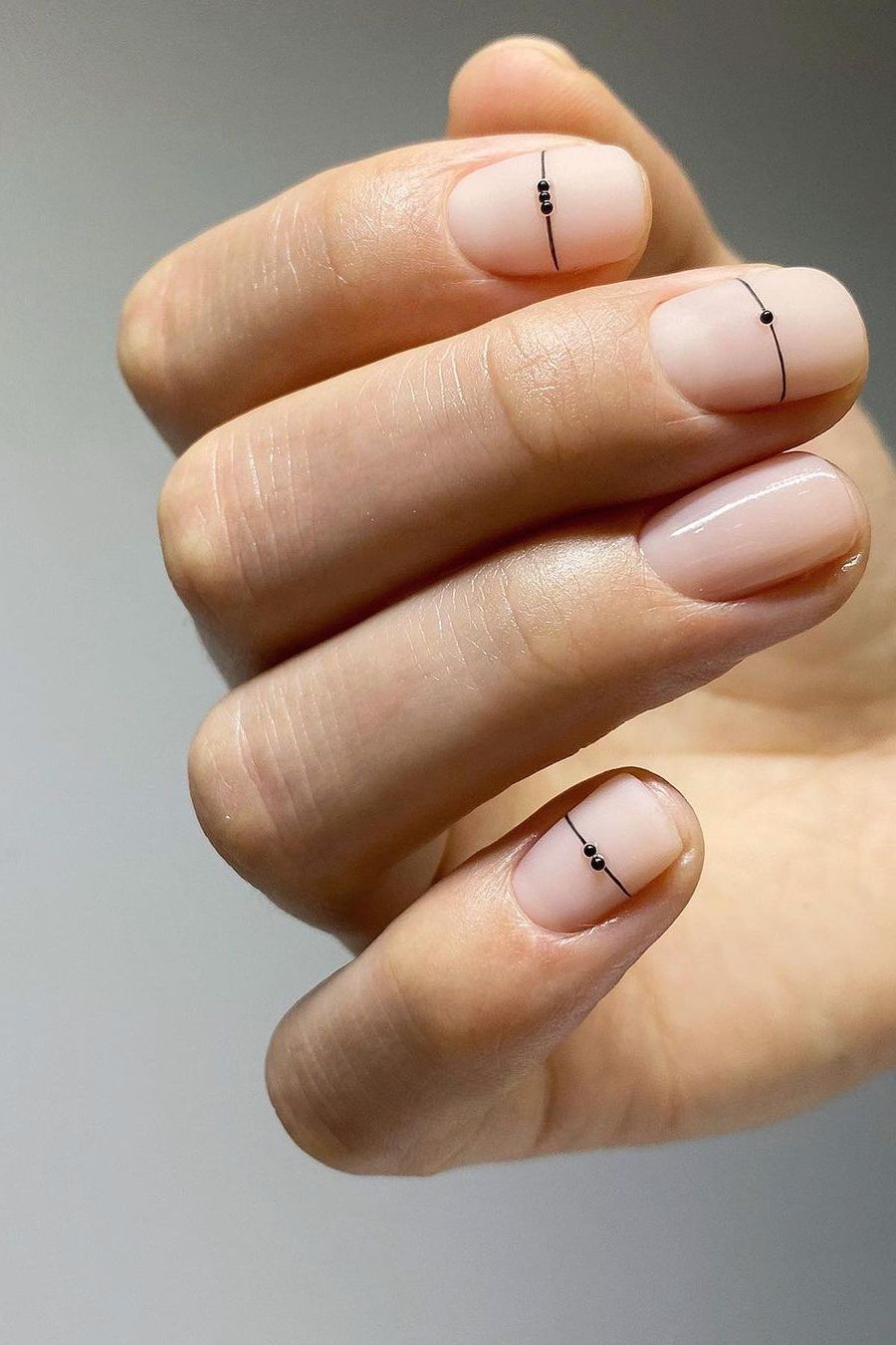 Minimalist Modern Visual Idea Minimalist Modern Visual Idea β Clean Girl Winter Nails