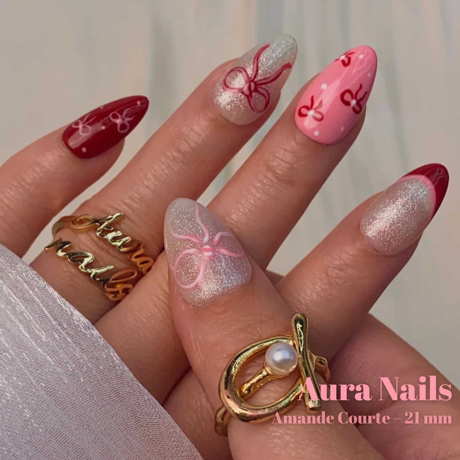 Winter Visual Idea Winter Visual Idea β Winter Bow Nails