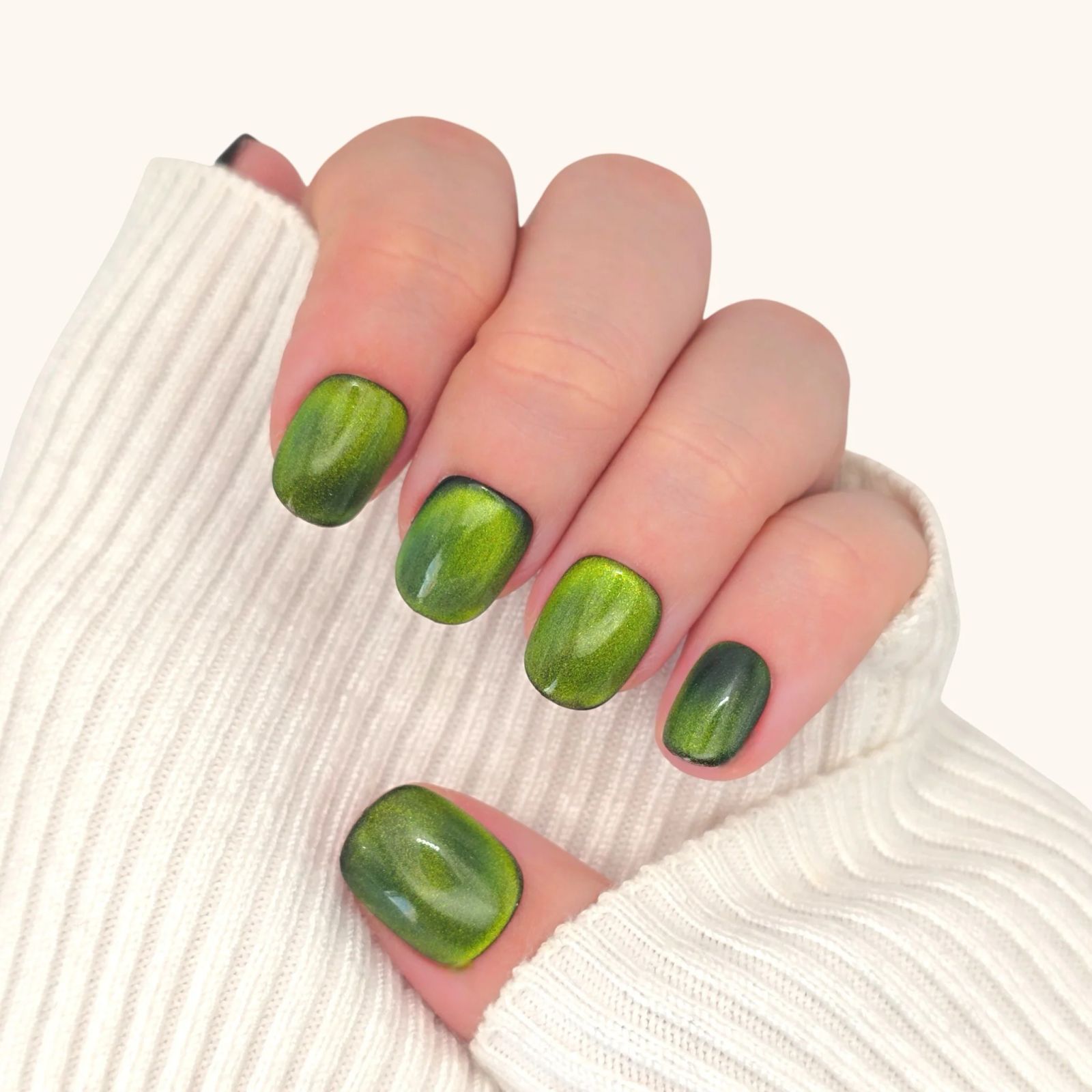 Glossy Visual Idea Glossy Visual Idea β Dark Green Winter Nails