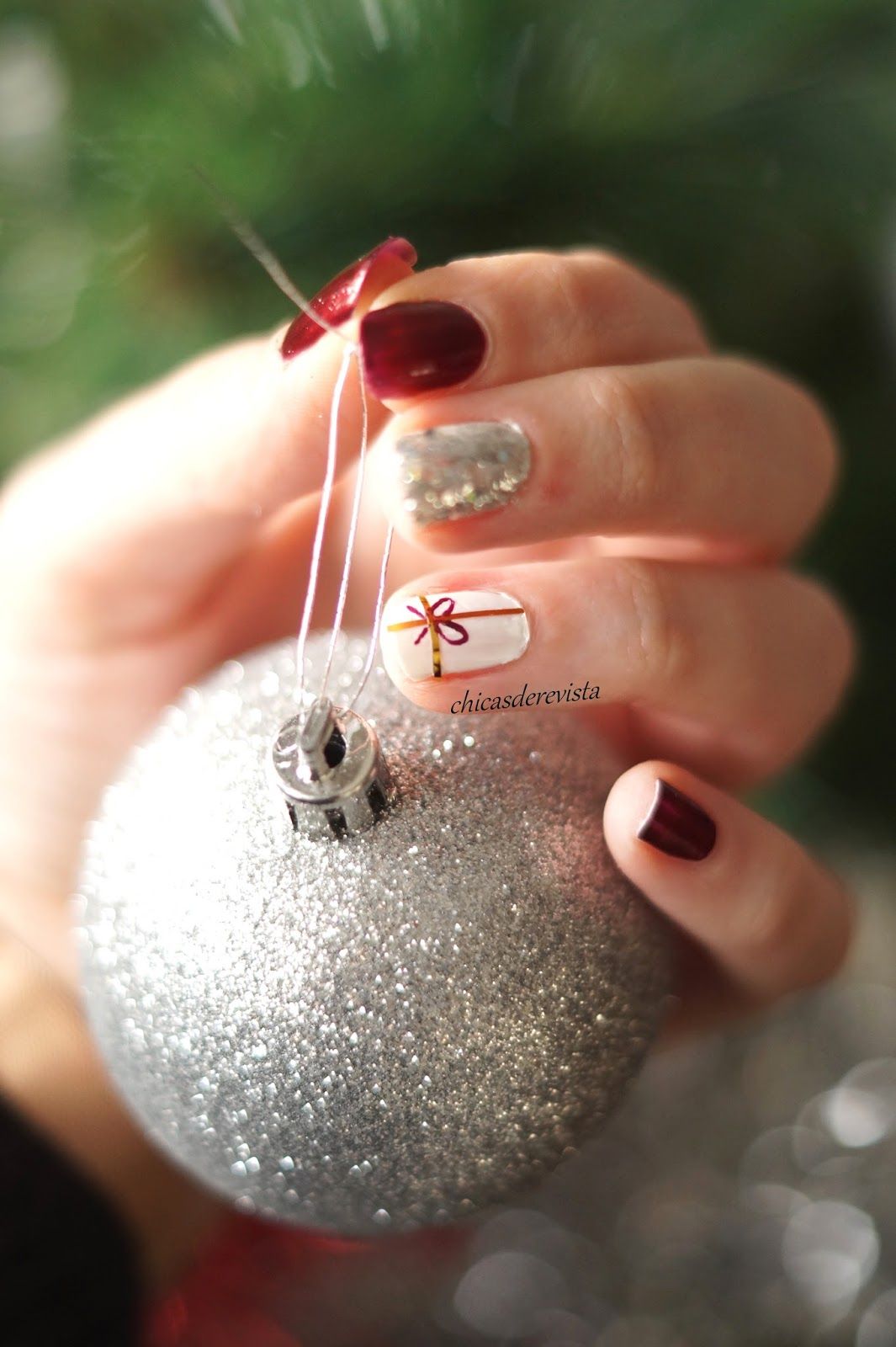 Neat Polish Application Fine Line Detail Visual Idea — Easy Christmas Nails 2026