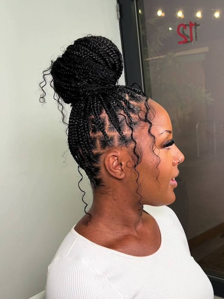 Shoulder Knotless Braids With Curly Ends Shoulder Knotless Braids With Curly Ends β Winter Knotless Braids