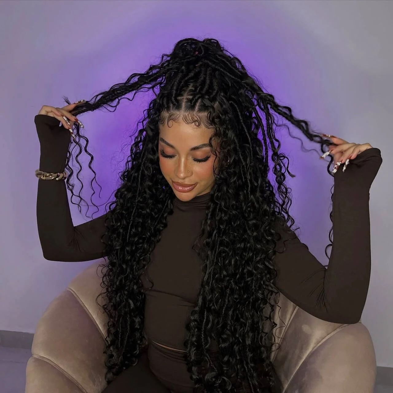 High Ponytail With Coily Curls High Ponytail With Coily Curls β Winter Knotless Braids