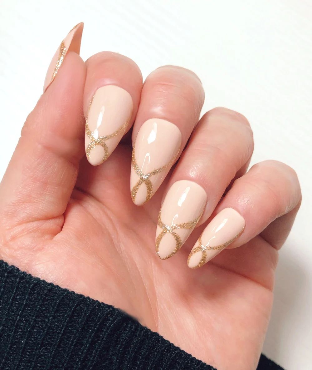 Pale Nude Gold Glitter Line Stiletto Nails — Winter Gold Nails
