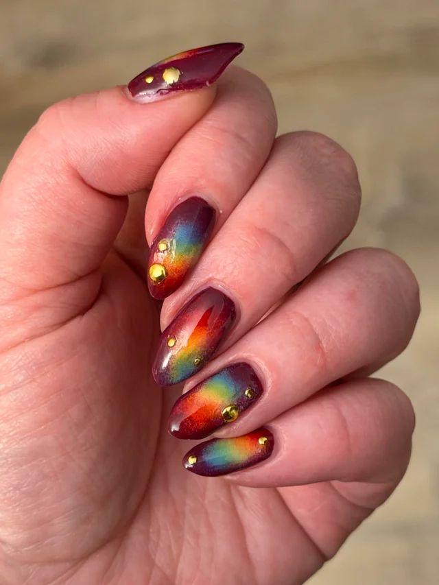 Deep Purple with Rainbow Aura and Gold Studs Deep Purple with Rainbow Aura and Gold Studs β Winter Aura Nails