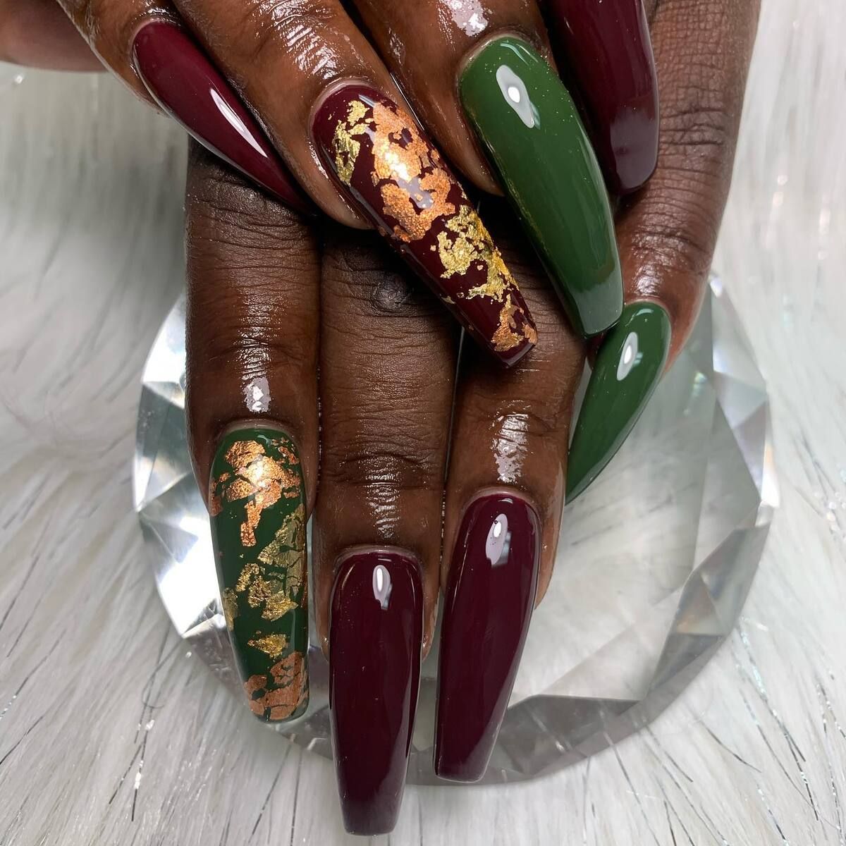 Extra-Long Coffin Burgundy & Green with Gold Foil Extra-Long Coffin Burgundy & Green with Gold Foil β Winter Nails for Black Women