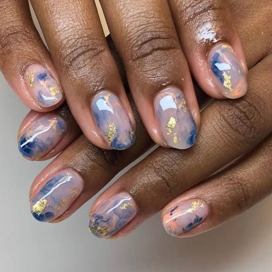 Short Oval Blue & Pink Marbling with Gold Foil Short Oval Blue & Pink Marbling with Gold Foil β Winter Nails for Black Women