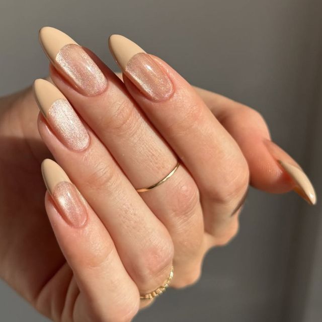 Champagne Shimmer French Almond Nails Champagne Shimmer French Almond Nails β Aesthetic Winter Nails